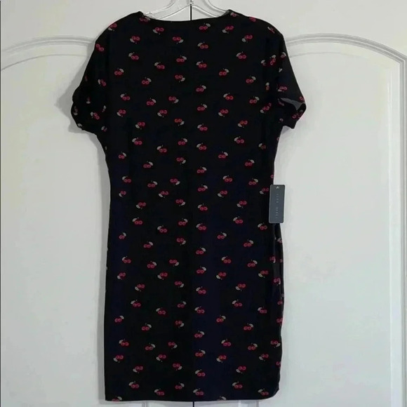 Faded Rose Short Sleeve Lace-up back Bodycon dress​​ - Picture 8 of 11